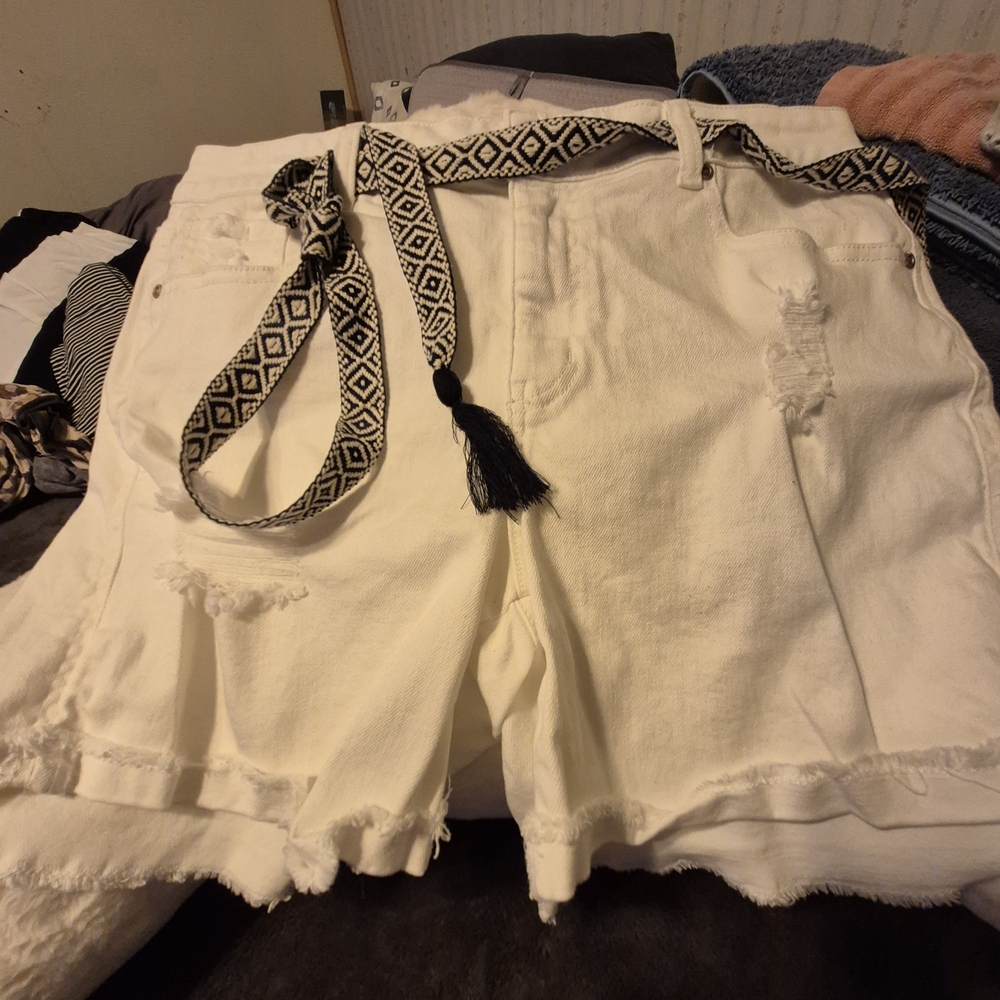 Women's White Distressed Shorts with Belt